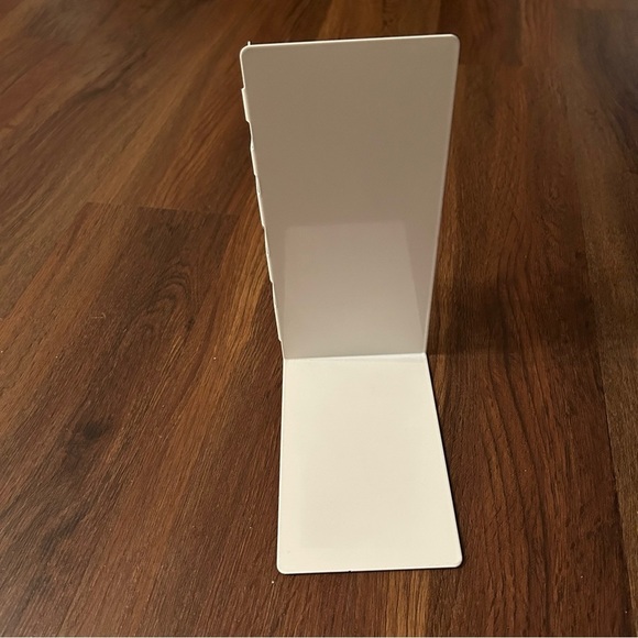 Bookend Metal White Heavy Duty - Picture 3 of 5